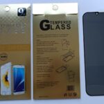 Film iPhone Verre Trempé Anti-Peep Premium – Plein Écran - Noir + impliquant l'emballage