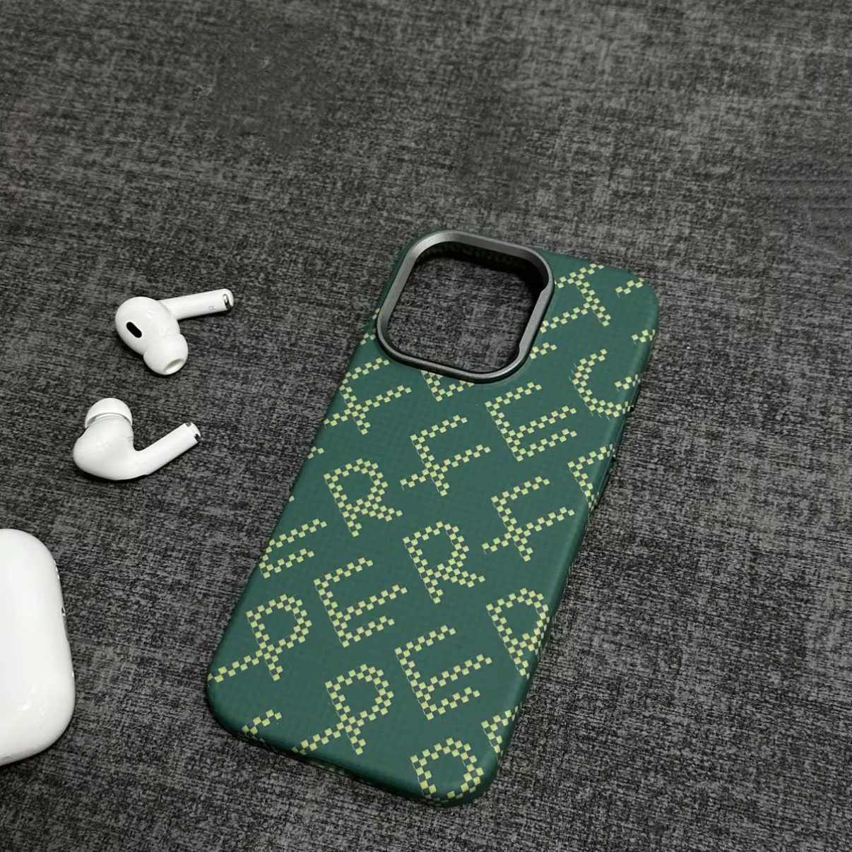 Coque en fibre de carbone avec anneau caméra métal magnétique – Compatible iPhone 13 à 16 Pro Max – Image 4