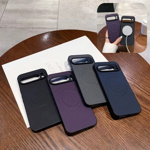 Coque Pixel Arrière Cuir & Fibre de Carbone Mate – Compatible Charge Sans Fil