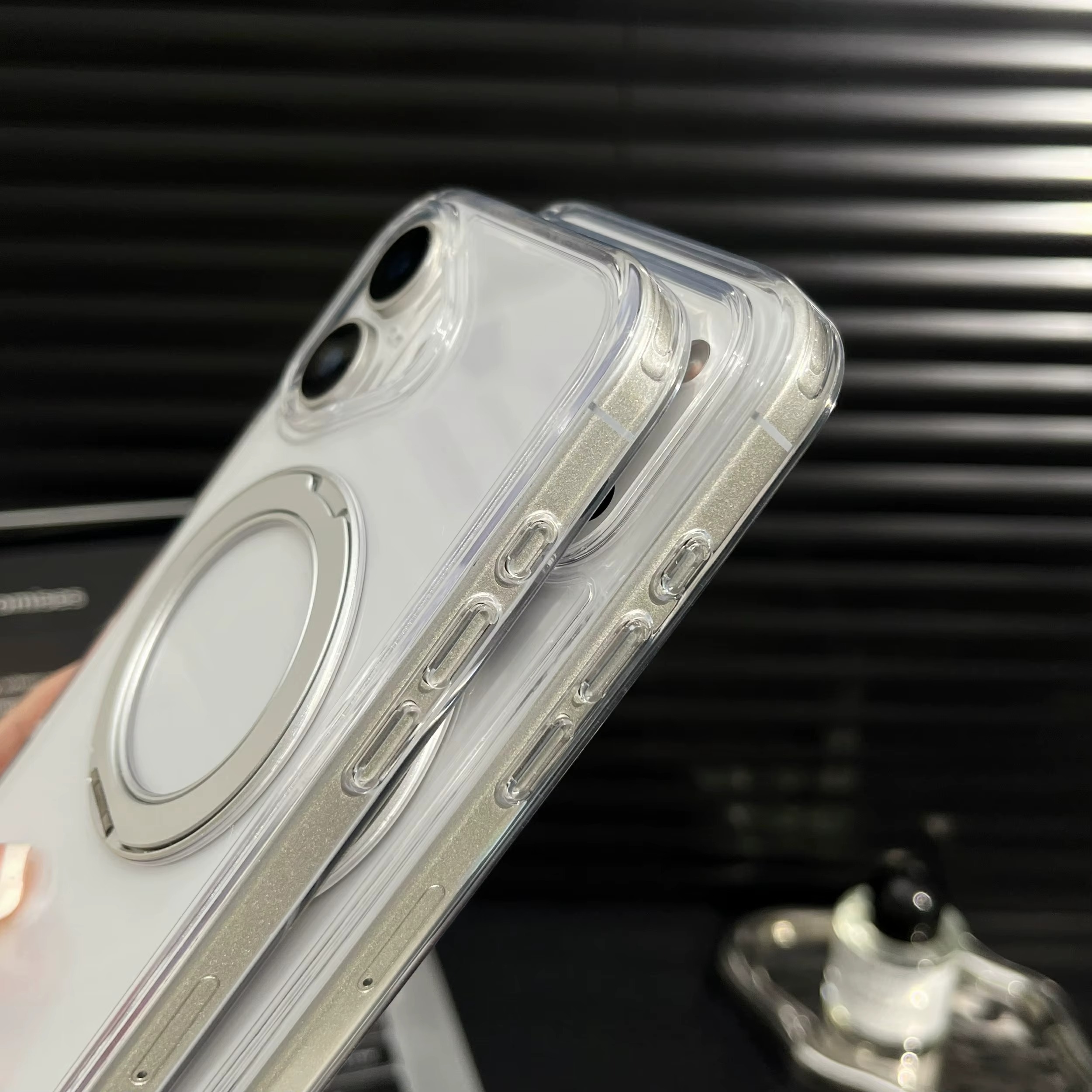 Coque transparente minimaliste en acrylique 2.5 mm avec fixation magnétique intégrée pour iPhone 11 à 17 Pro Max – Image 5
